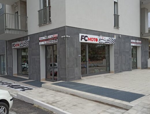 FC Moto – Abbigliamento, caschi e accessori per moto