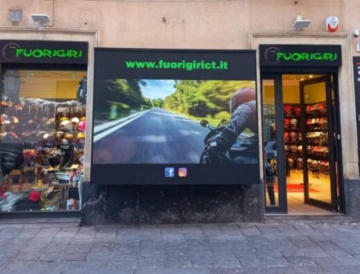 Fuorigiri Catania-Abbigliamento Caschi Accessori Moto