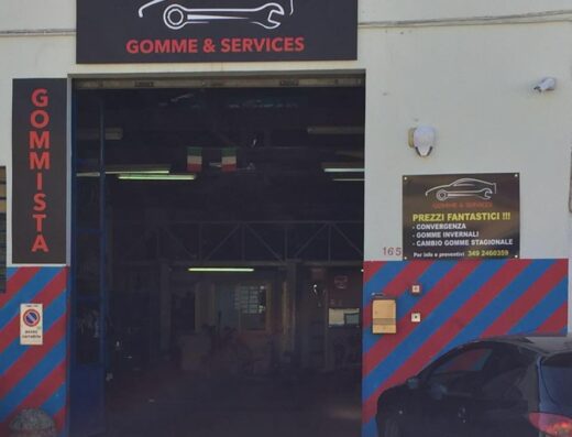 Gommista e servizi per moto e auto: cambio gomme, riparazione, convergenza e vendita pneumatici. Officina specializzata per motociclisti e automobilisti.