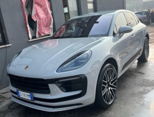 Il faraone autolavaggio a mano