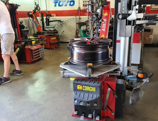 Il Gommista di Santarelli Elvezio & C. Snc