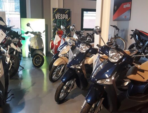 Imperia Moto s.r.l. Sanremo Kawasaki Piaggio Vespa Moto Guzzi Aprilia Ducati Kymco Benelli