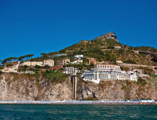 Lloyd’s Baia Hotel