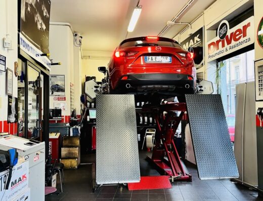 NICOLIS DUE – Driver Center Pirelli TORINO