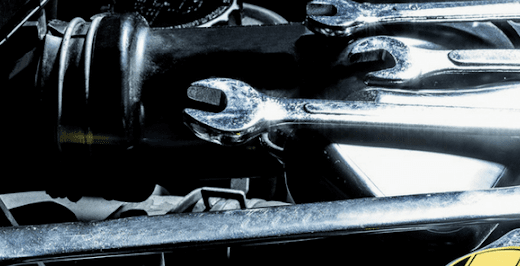 Assortimento di chiavi meccaniche per autoriparazioni presso l'Officina Meccanica Autoriparazioni F.lli Trabucco Snc