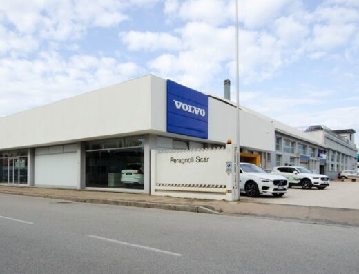 Peragnoli Scar S.r.l.: Concessionaria Volvo, esposizione di auto nuove e usate, vendita ricambi e accessori originali Volvo, officina specializzata e assistenza autorizzata.