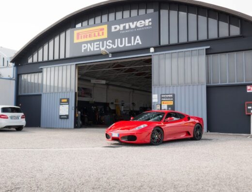PNEUSJULIA SRL – Driver Center Pirelli MANZANO