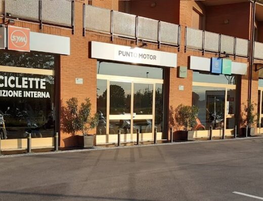 Punto Motor Sas Di Oggioni (Brugherio – Monza Brianza) Concessionario Scooter Sym e Moto Fantic Caballero Rieju