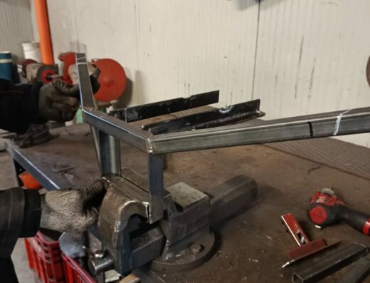 QUAD LAB_ B.L. MOTORS