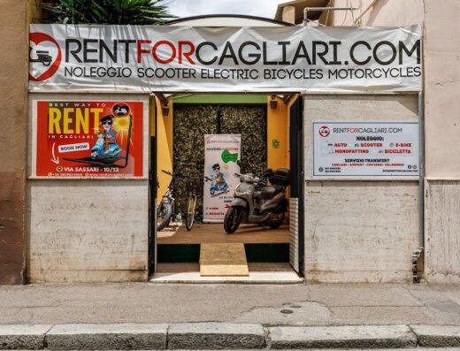 Rent For Cagliari Centro città c/o Garage 72
