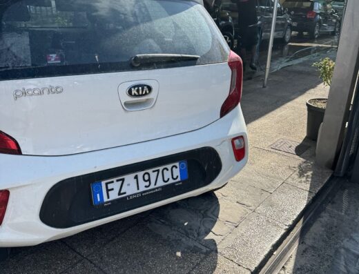 SonyAutolavaggio A Mano Firenze