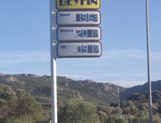 Stazione di Servizio Beyfin A.D. Petroli Sas