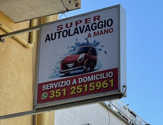 Super Autolavaggio a mano