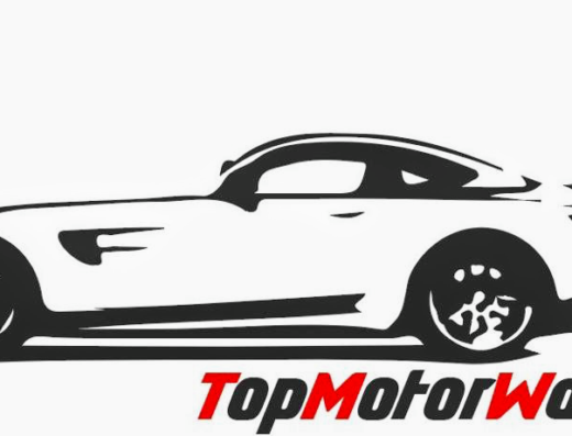 Silhouette di un'auto sportiva bianca con lo spoiler e il logo "TopMotorWash" per servizi di lavaggio auto.
