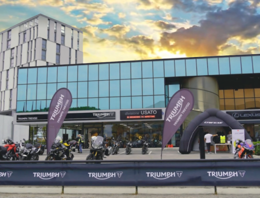 Triumph Treviso: Concessionaria moto Triumph con esposizione di nuove e usate, accessori originali, abbigliamento tecnico e servizio assistenza ufficiale. Eventi e test ride disponibili.