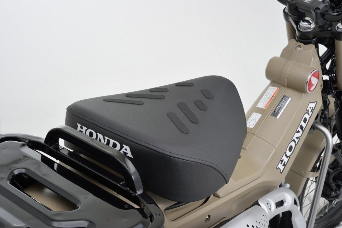 Adesivo antiscivolo per sella moto Daytona - Qualità Professionale 13 Adesivo antiscivolo per sella moto Daytona - Qualità Professionale - immagine 13