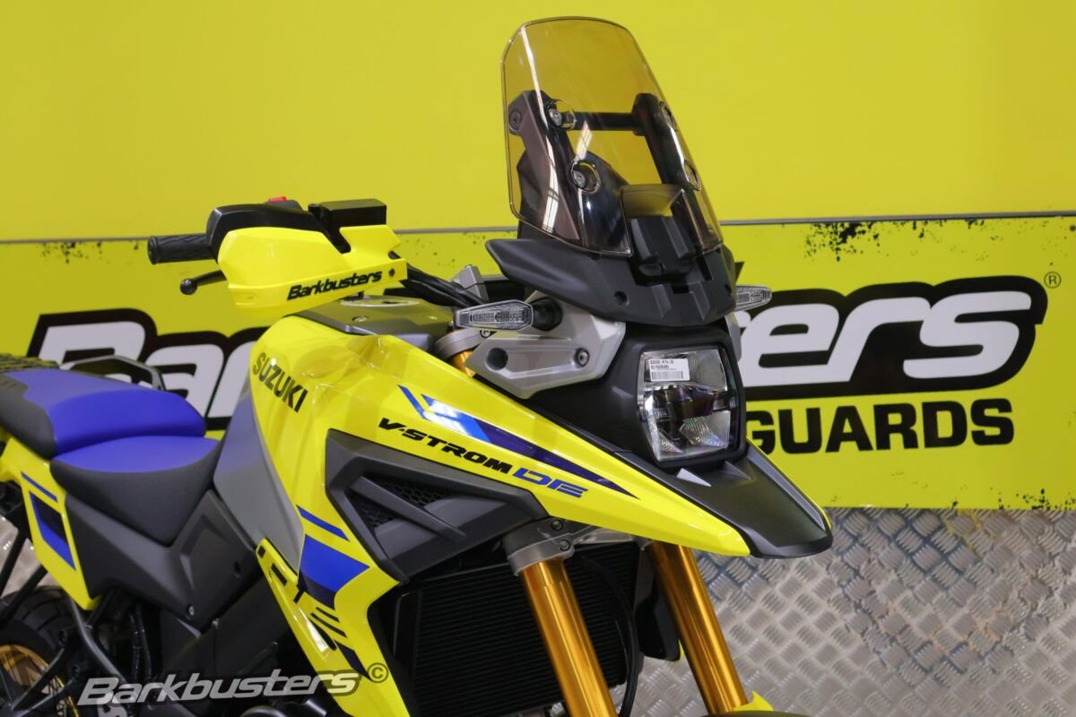 Barkbusters Kit di Montaggio Paramani a 2 Punti per SUZUKI V-Strom 105 5 Barkbusters Kit di Montaggio Paramani a 2 Punti per SUZUKI V-Strom 105 - immagine 5