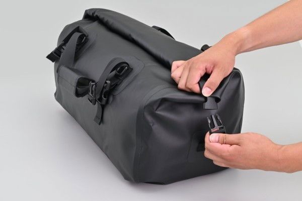 Daytona Borsa da Sella HenlyBegins 40L DH-722 - Resistente all’Acqua, 16 Daytona Borsa da Sella HenlyBegins 40L DH-722 - Resistente all’Acqua, - immagine 16