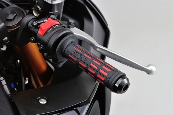 Kit manopole Daytona GrippyGrip GGD‑TAPERED per manubri ø 22,2 mm Dayt 5 Kit manopole Daytona GrippyGrip GGD‑TAPERED per manubri ø 22,2 mm Dayt - immagine 5