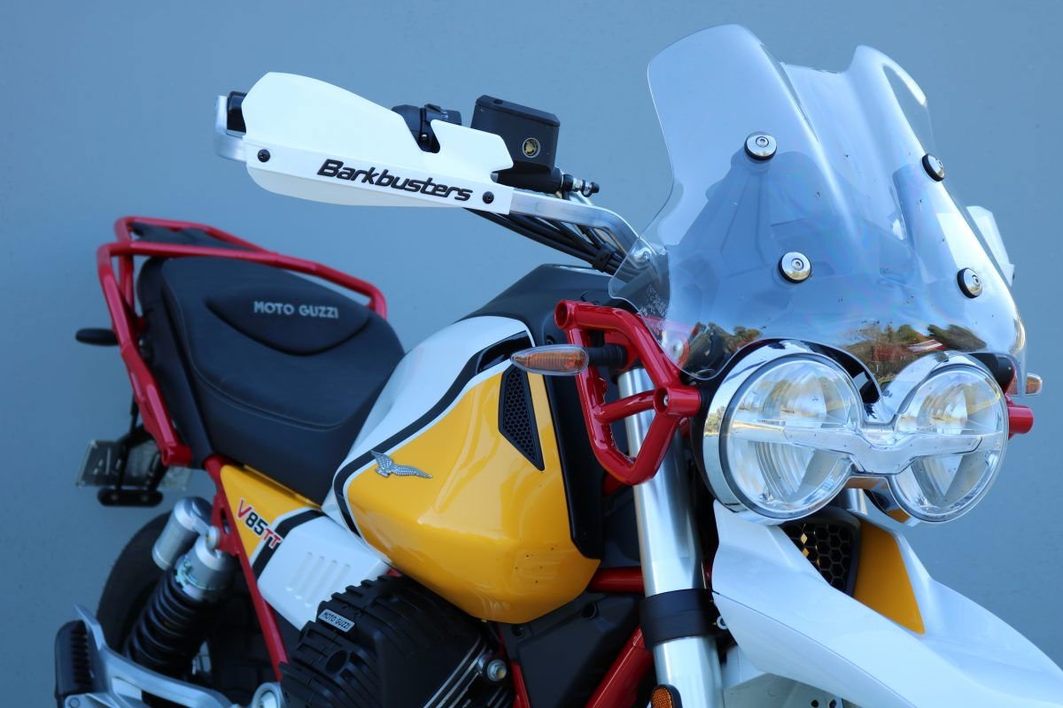 Kit montaggio paramani - due punti di fissaggio - MOTO GUZZI V 85 TT ( 3 Kit montaggio paramani - due punti di fissaggio - MOTO GUZZI V 85 TT ( - immagine 3