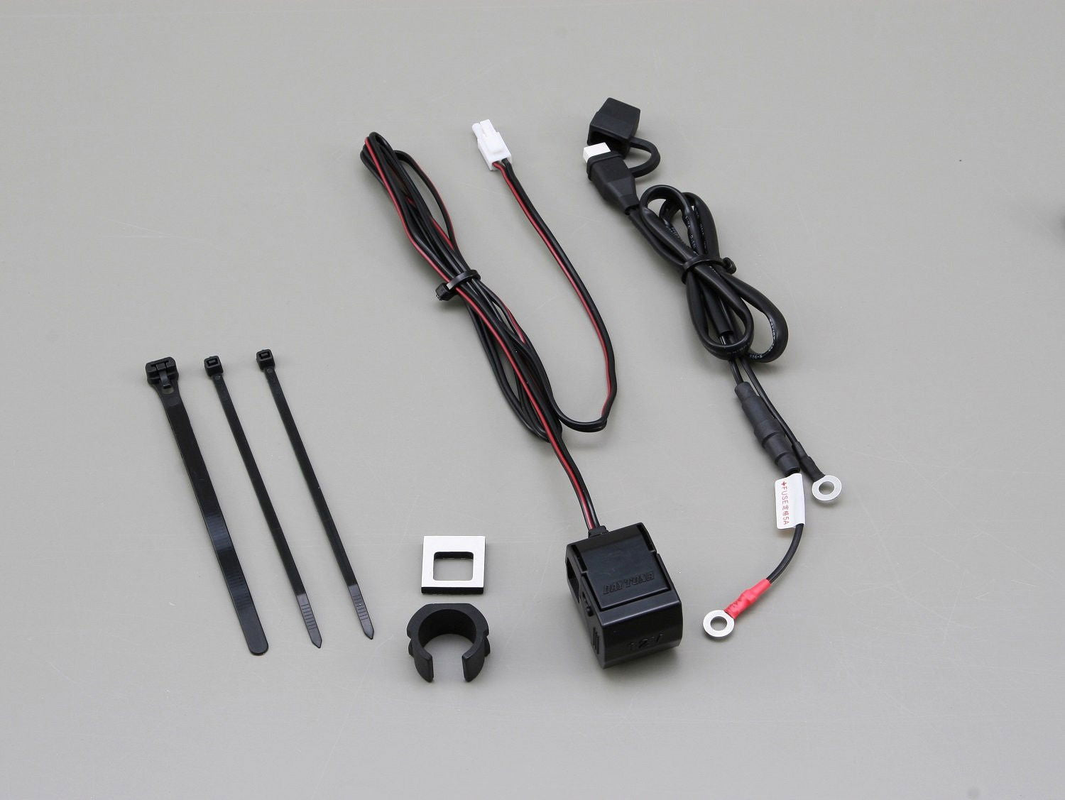 Kit presa 12V accendisigari a manubrio, 1 porta 1 Kit presa 12V accendisigari a manubrio, 1 porta