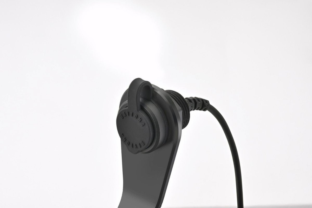 Kit presa USB-C montaggio a carena, omologazione CE Daytona - Qualità 8 Kit presa USB-C montaggio a carena, omologazione CE Daytona - Qualità - immagine 8
