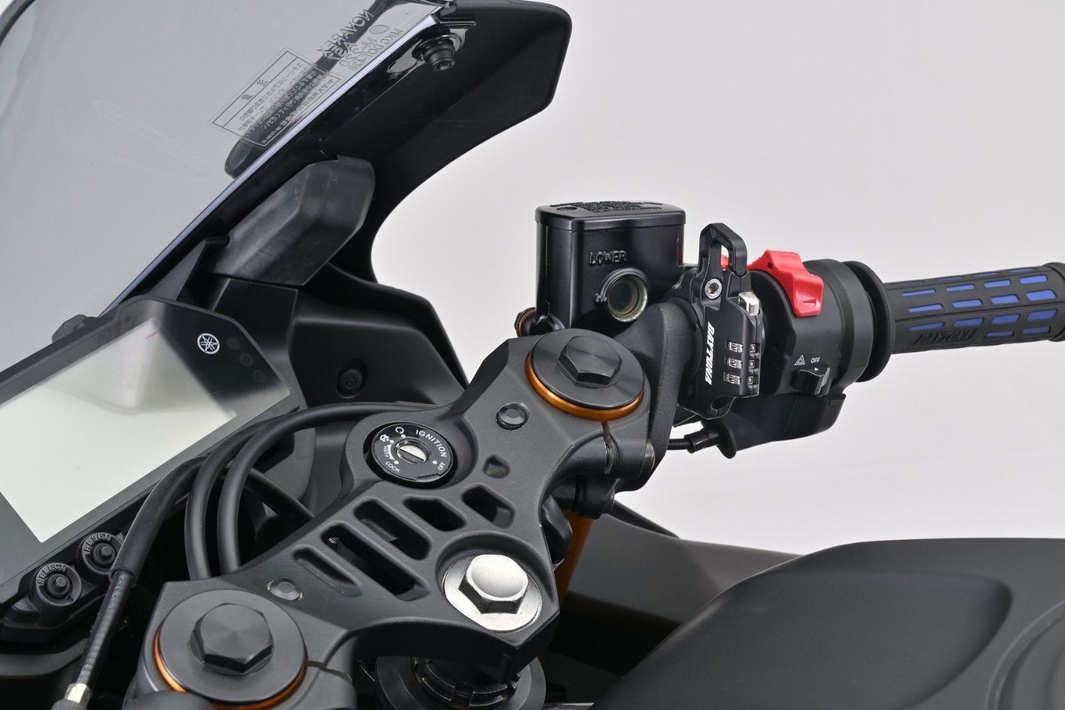 Lucchetto Slim con Combinazione per Casco senza cavo– Daytona 81688 Da 1 Lucchetto Slim con Combinazione per Casco senza cavo– Daytona 81688 Da