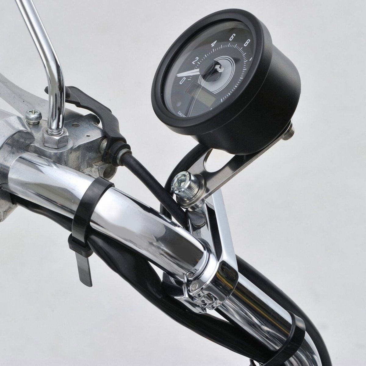 Morsetto universale per manubrio 22.2/M8 tipo B Daytona - Qualità Prof 4 Morsetto universale per manubrio 22.2/M8 tipo B Daytona - Qualità Prof - immagine 4