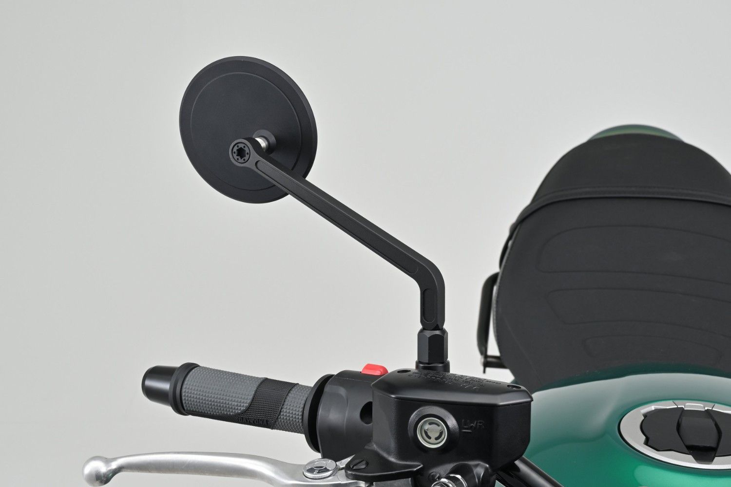 Specchietto D-MIRROR-21 tondo Daytona - Qualità Professionale 1 Specchietto D-MIRROR-21 tondo Daytona - Qualità Professionale