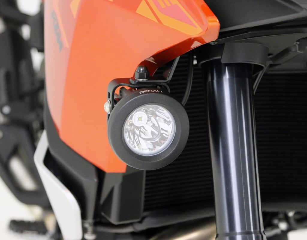 Supporti montaggio faretti anteriori per KTM 1190 Adventure '13-'16 DE 2 Supporti montaggio faretti anteriori per KTM 1190 Adventure '13-'16 DE - immagine 2
