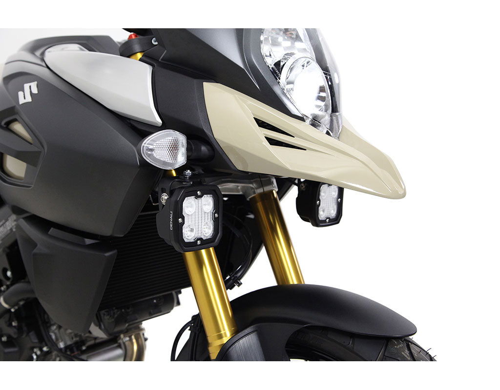 Supporti montaggio faretti anteriori per Suzuki V-Strom DL1000 '14- DE 1 Supporti montaggio faretti anteriori per Suzuki V-Strom DL1000 '14- DE