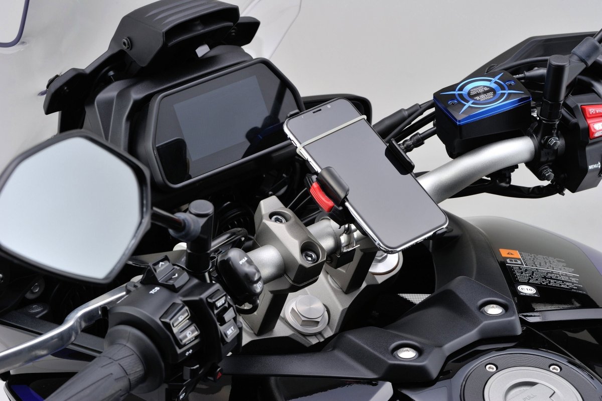 Supporto smartphone - tipo removibile con sgancio rapido Daytona - Qua 4 Supporto smartphone - tipo removibile con sgancio rapido Daytona - Qua - immagine 4