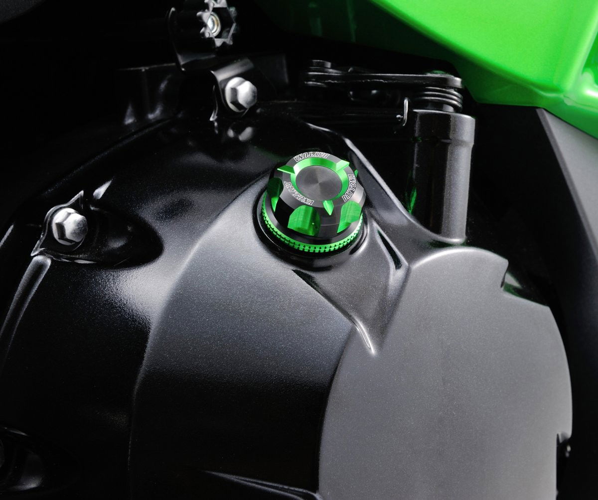 Tappo carico olio motore doppia anodizzazione - M20 x 1,5 - VERDE Dayt 1 Tappo carico olio motore doppia anodizzazione - M20 x 1,5 - VERDE Dayt